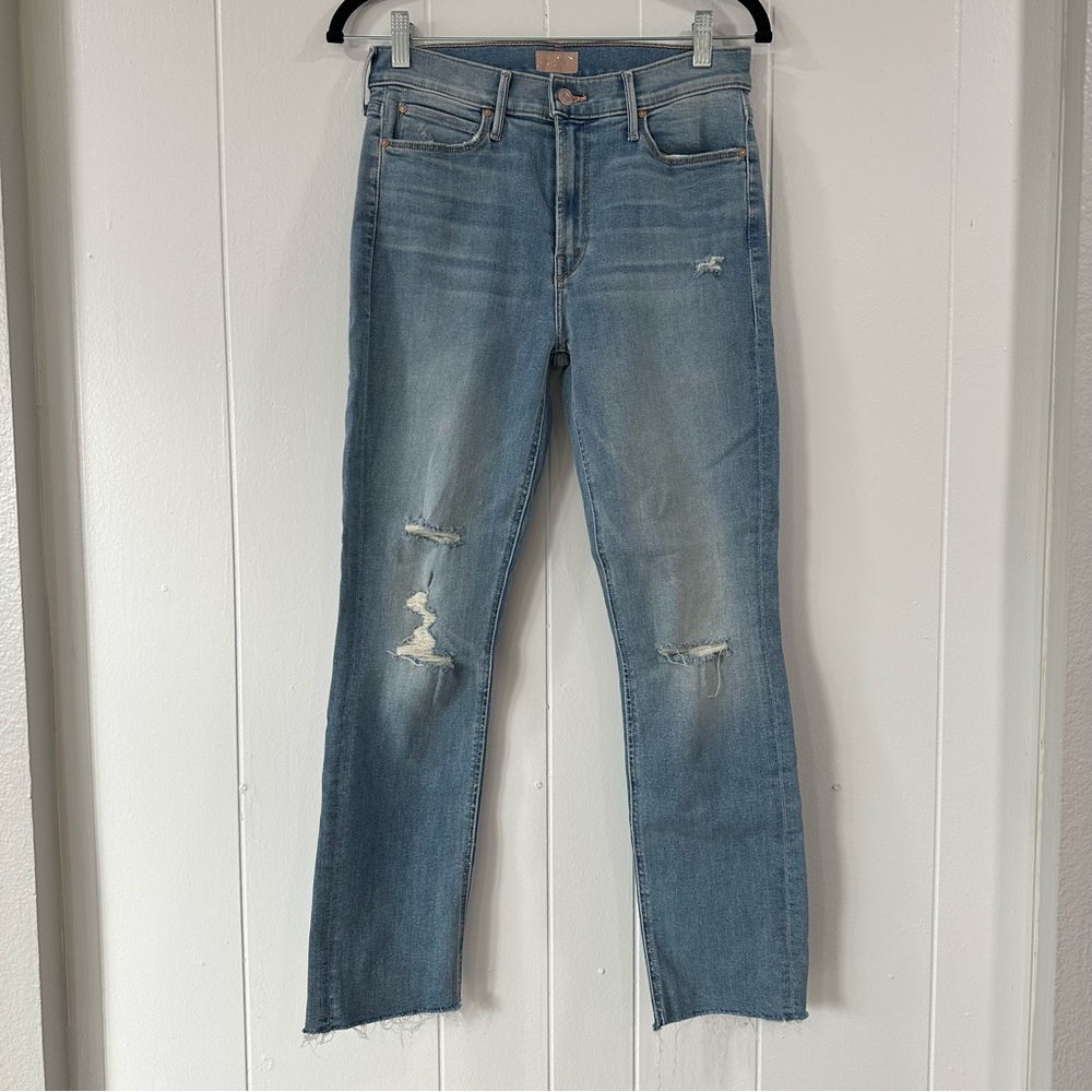 MOTHER jeans, The Dazzler Mid Rise Ankle Fray. Size 28. Color - Weekend Kitten
